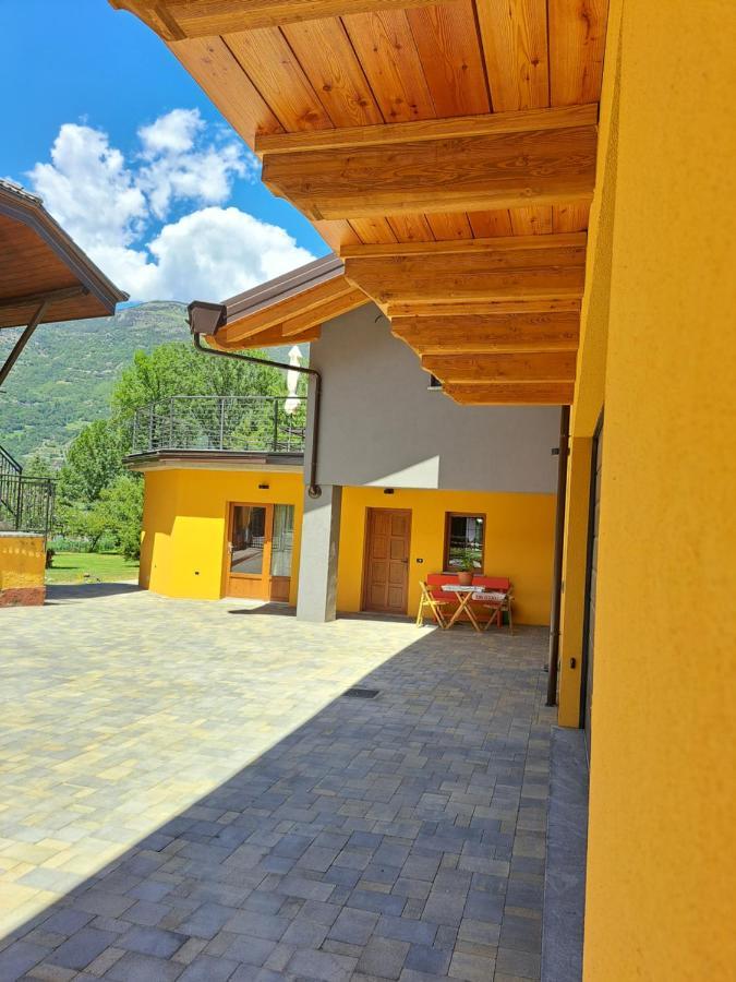 La Maison De Chantal Fenis Exterior photo